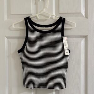 Uniqlo Women Ribbed Cropped Bra Sleeveless Top
